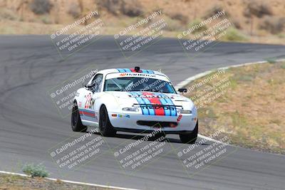 media/Jul-30-2022-Extreme Speed Twilight (Sat) [[245dd23dbe]]/Orange Inter Low/200PM Turn 11/